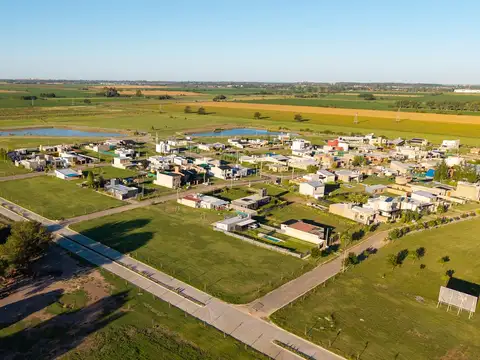 Terreno en Venta en Ibarlucea, USD 1