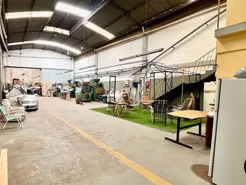 Galpón Doble Altura Entrada Camión 524m y Vivienda