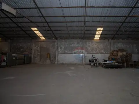 ALQUILER GALPÓN, DEPÓSITO, PUERTO 1200 metros