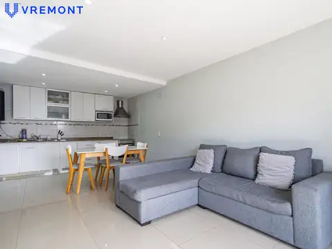 Depto Tipo Casa en Venta 8 años