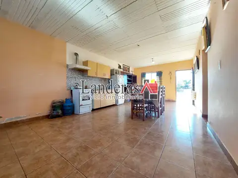 VENTA EN BLOCK - Dos Casas 3 amb. - Sobre lote propio.