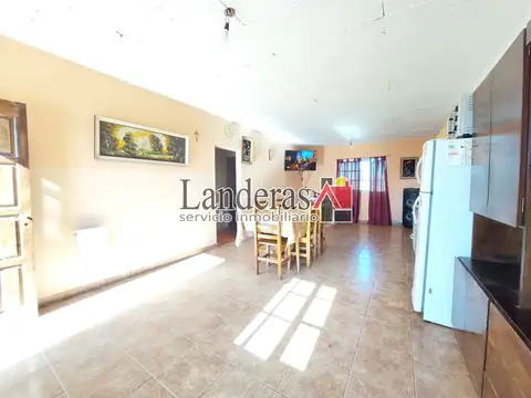 VENTA EN BLOCK - Dos Casas 3 amb. - Sobre lote propio.