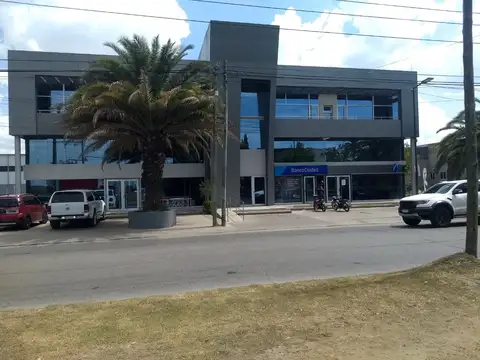 Local en Alquiler en Burzaco, USD 2.500