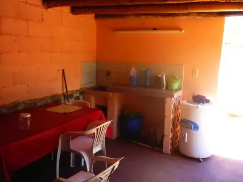 Casa en Venta con 3 cocheras