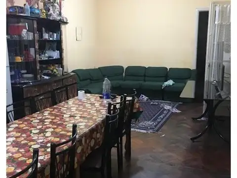Depto Tipo Casa en Venta de 8 ambientes
