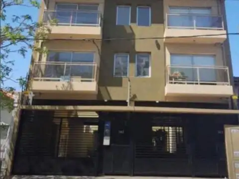 Departamento en venta 1 dormitorio 1 baño 38mts2 - Bernal