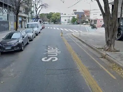 Superí e/ Avenida Doctor Ricardo Balvin y José Pascual Tamborini