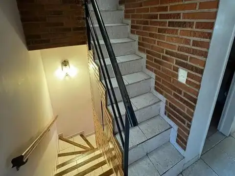 Depto Tipo Casa en Venta 14 años