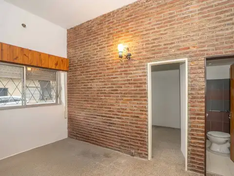 Venta 3 amb con patio Planta Baja