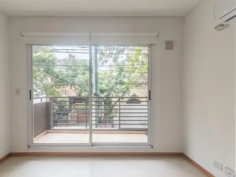 Francisco Acuña de Figueroa al 400