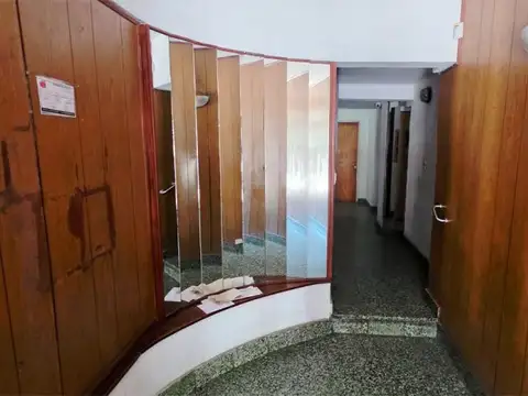 Av. Pellegrini 1730, 7° , Piso 7