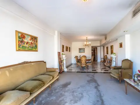 Departamento en Venta de 4 dormitorios