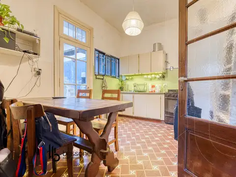 Depto Tipo Casa 4 ambientes con 2 baños