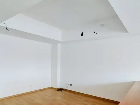 Oficina 2 ambientes con 1 baño