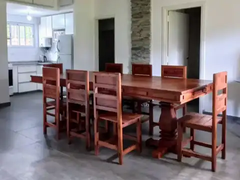 Casa 5 ambientes con 2 baños