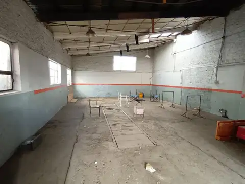 Galpon en Alquiler en San Carlos De Bariloche, $ 1.200.000