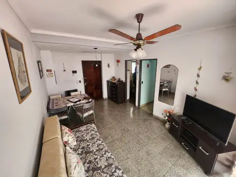 Doctor Nicolás Repetto 200, Piso 1