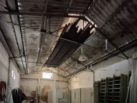 Galpon en Venta en Parque Avellaneda, USD 290.000