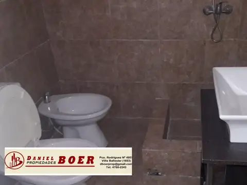 Depto Tipo Casa en Venta en Villa Lynch, USD 200.000