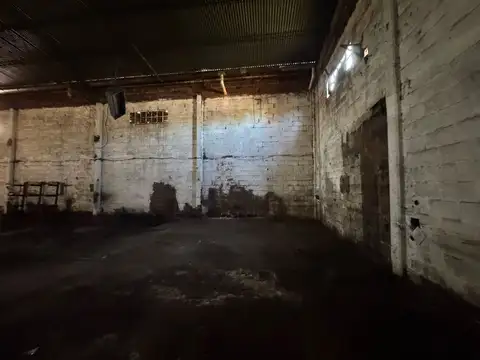 Galpon en Venta en Campana, USD 200.000