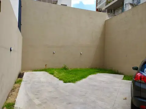 Valentín Virasoro 1300