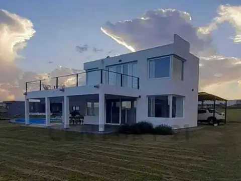 Lago de los molinos , Piso 0