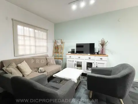 Depto Tipo Casa en Venta de 3 ambientes