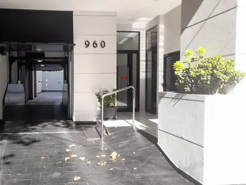 Cocheras en Conrad Tower La Perla