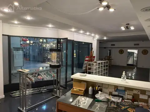 Local en Alquiler en Recoleta, USD 1.100