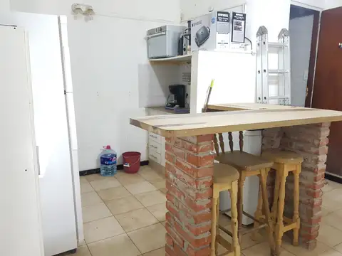 Amplio Local en excelente ubicación 