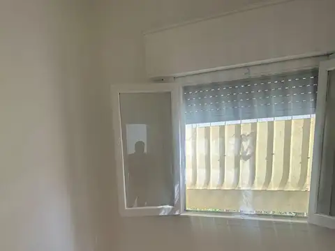 Depto Tipo Casa en Alquiler en Munro-Oeste, $ 700.000