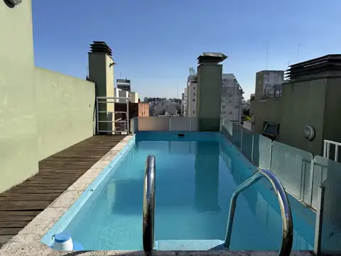 Monoambiente con balcón en Palermo con pileta