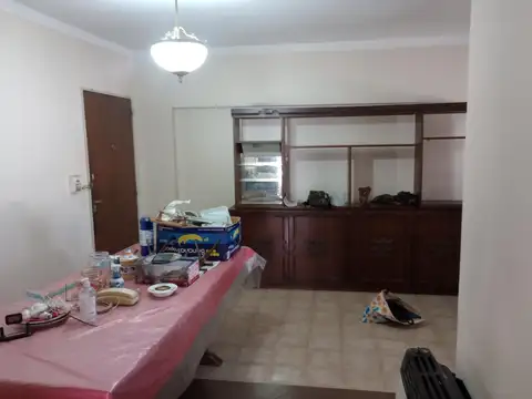 MUY BUEN  DTO. 4 AMB.C/ Cochera EDIF. 55 VILLA CELINA