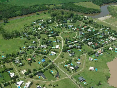 Terreno en Venta en Oliveros, USD 30.000