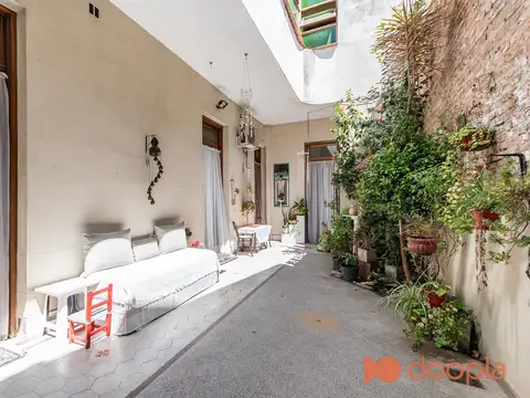 Depto Tipo Casa en Venta en Caballito, USD 249.000