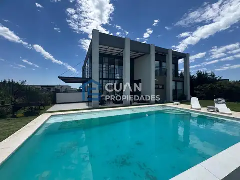 Casa en Alquiler Temporal en San Sebastian, USD 4.500