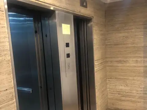 Oficina en Alquiler al Norte