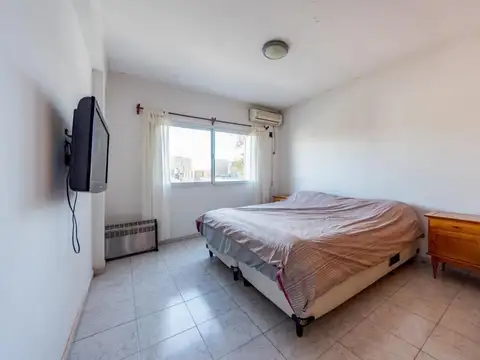 Amplio Departamento 3 Dormitorios - Arroyito