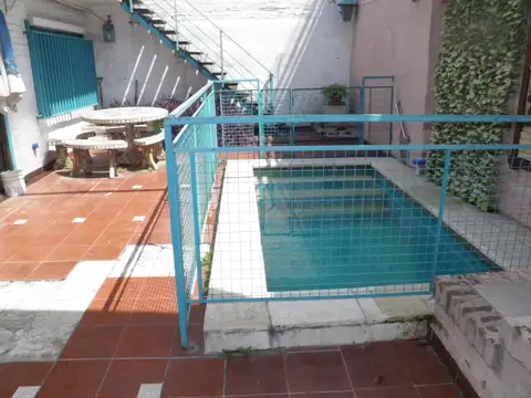 Depto Tipo Casa 4 ambientes con 2 baños