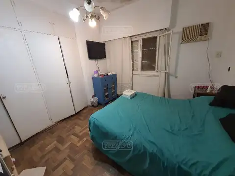 Casa 6 ambientes con 2 baños