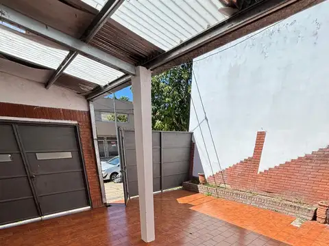 Casa en alquiler en La Plata - ubicada en calle 69 e/118 y 119