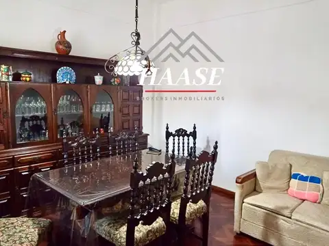 Mendoza 1500, Piso 1