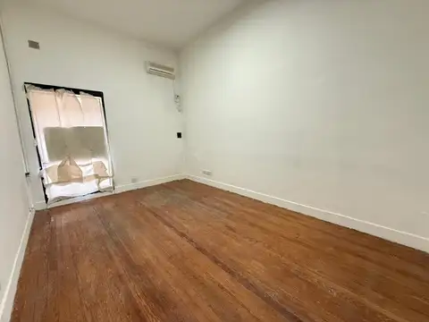 Gran casa al frente apta USO COMERCIAL - Presidente Roca 145