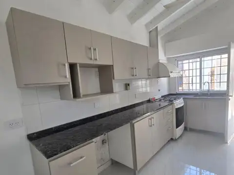 Casa en Alquiler de 3 dormitorios