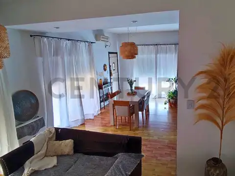 Casa en venta 3/4 Dormitorios en Tolosa, La Plata