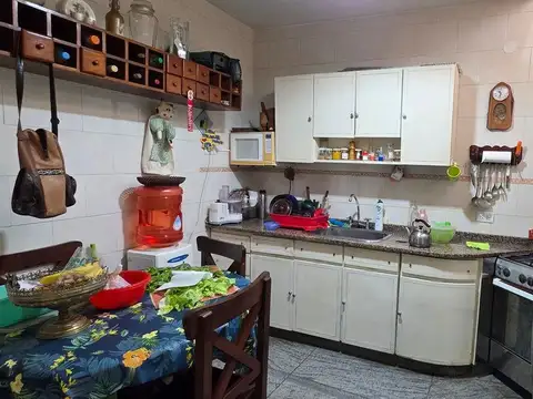 Depto Tipo Casa 4 ambientes con 2 baños