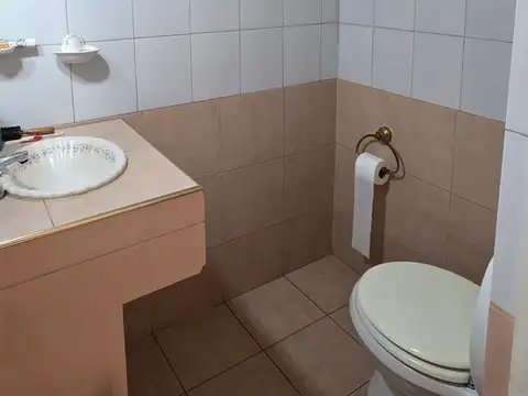 VENTA PH 4 AMBIENTES EN FLORES