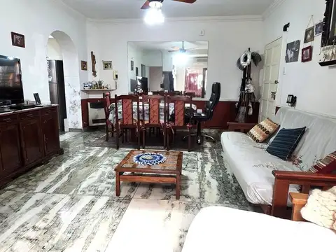 Depto Tipo Casa en Venta de 4 ambientes