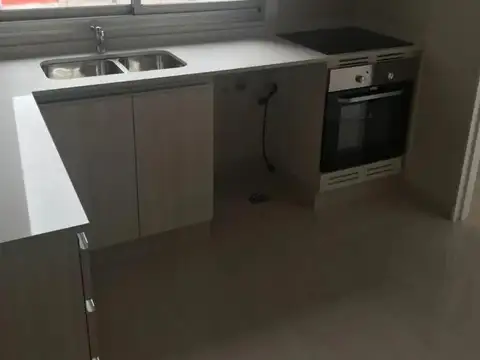 Departamento en Alquiler con 2 cocheras