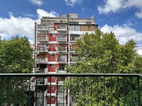 Mario Bravo 800, Piso 5